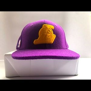 Brand New w/o Tags Los Angeles Lakers SnapBack